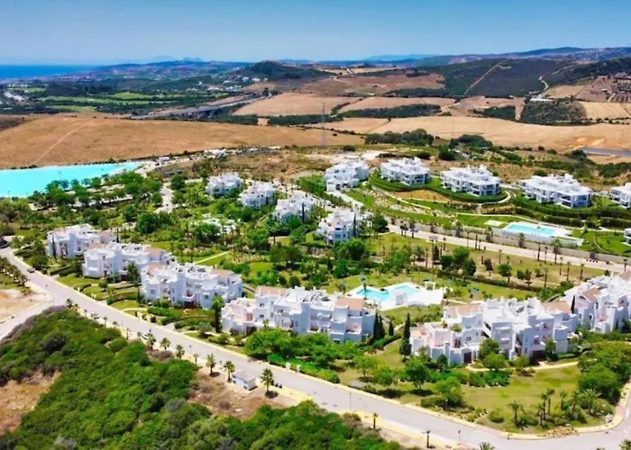 Al-1604 Ground Floor Alcazaba Lagoon Apartment *