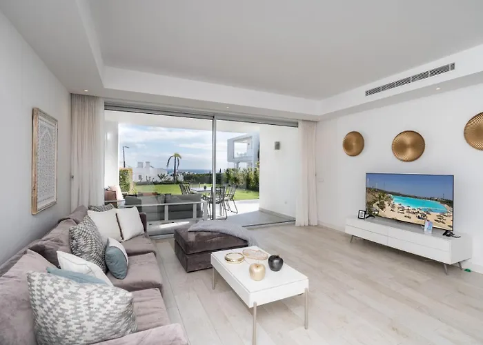 Al-1604 Ground Floor Alcazaba Lagoon Apartment Estepona